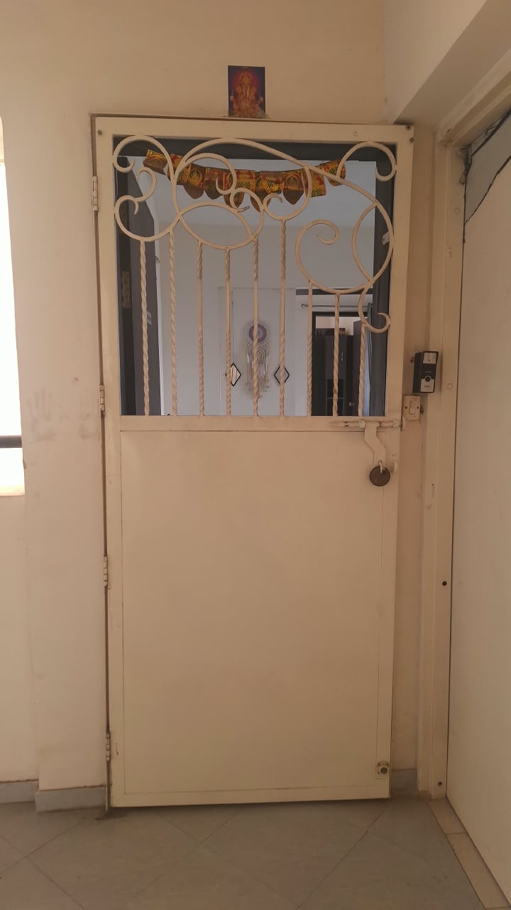 Apartment for Sale - Image 1
