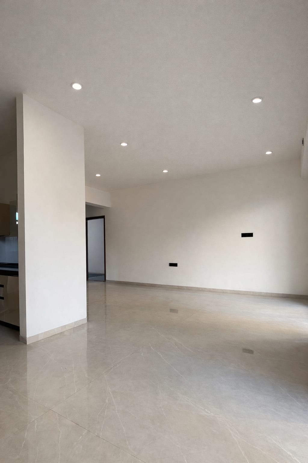 ๐ก 3.5 BHK | BRAND NEW & UNUSED | AMBAR ZENITH , ๐ก APARTMENT FOR SALE - Photo 1