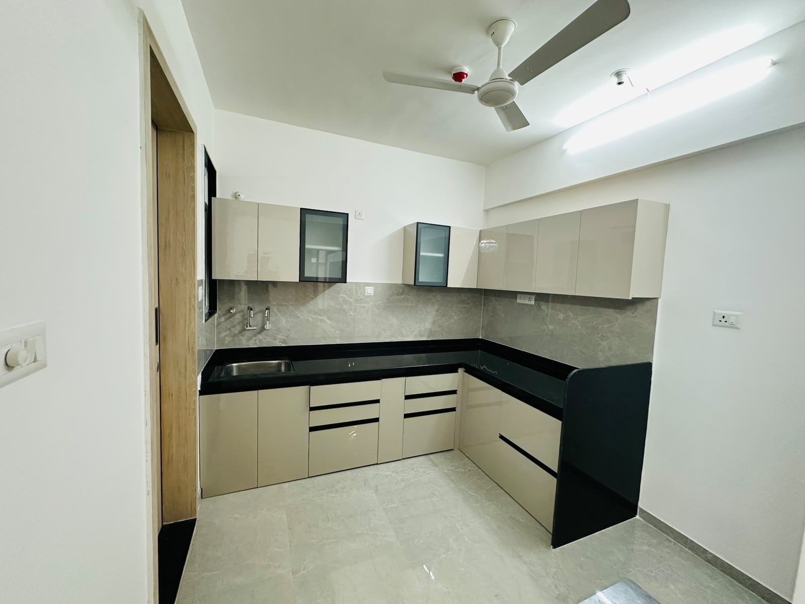🚨 NEWLY BUILT & SPACIOUS 2 BHK AVAILABLE FOR RENT! 🚨 - Image 1