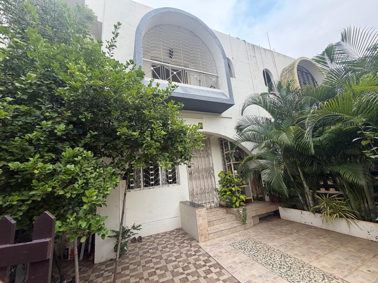 🌟 PREMIUM 3 BHK SEMI-FURNISHED FLAT FOR RENT 🌟 📍 KARIA KONARK CAMPUS, MHADA COLONY, VIMAN NAGAR - Image 1