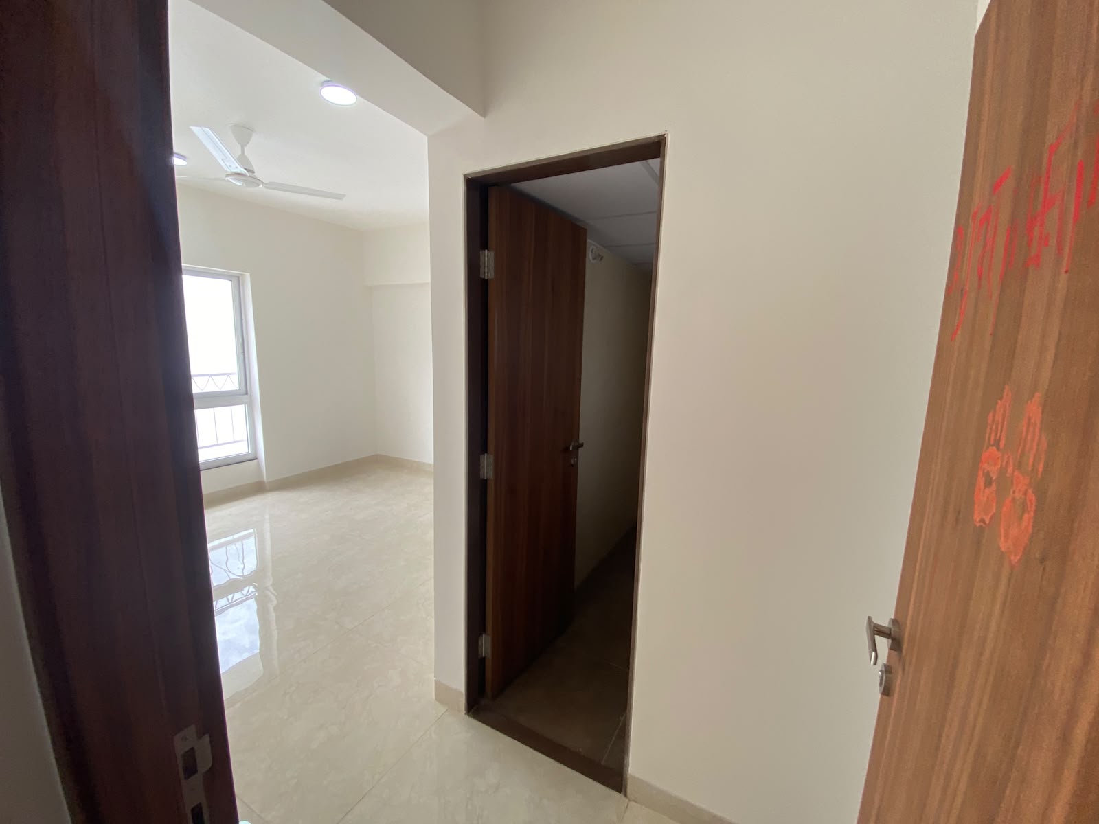 🚨 4 BHK SEMI FURNISHED BRAND NEW FLAT FOR RENT IN KHARADI 🚨 - Image 1